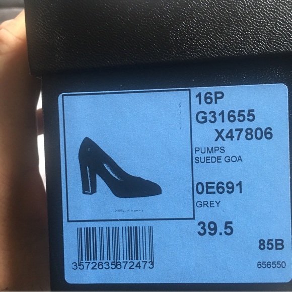 NWT-CHANEL PUMPS - Picture 11 of 11